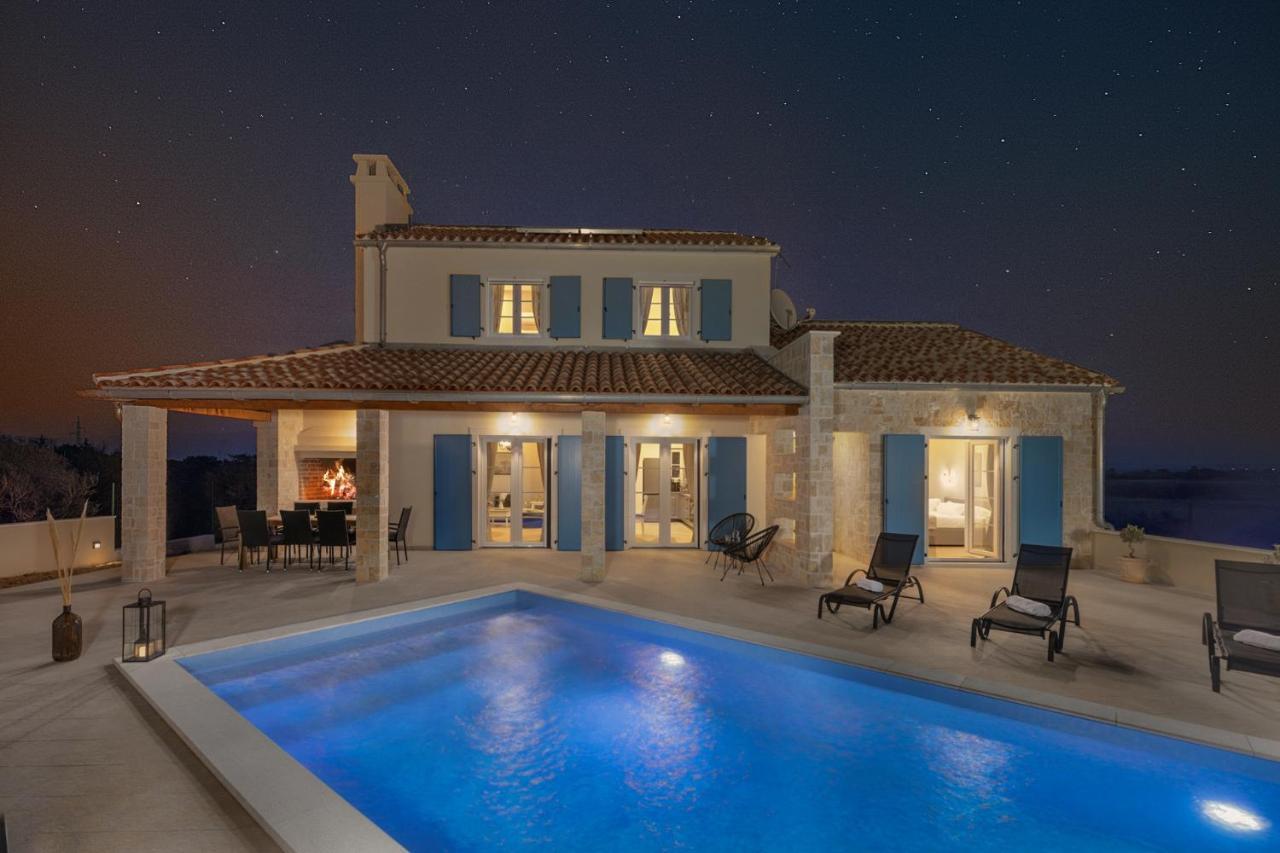 Villa Mediterra Prima Nin Exterior foto